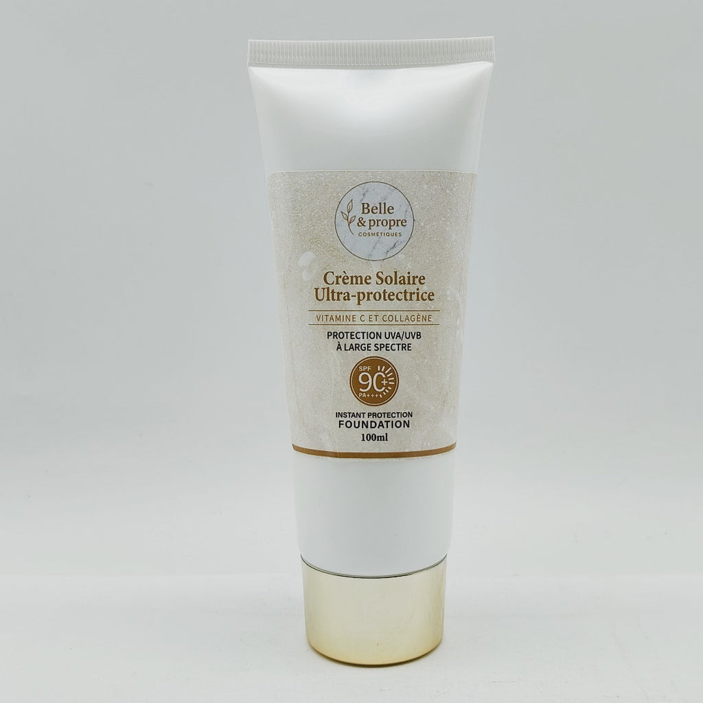 Crème Solaire Ultra-Protectrice SPF 90+
Vitamine C, Collagène & Acide Hyaluronique