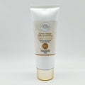 Crème Solaire Ultra-Protectrice SPF 90+
Vitamine C, Collagène & Acide Hyaluronique